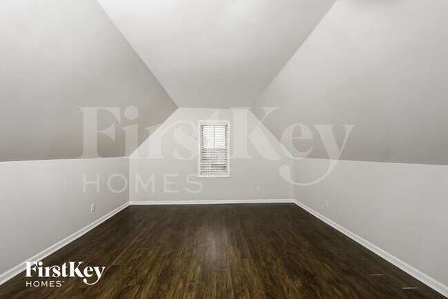Foto del edificio - 3104 Rosewalk Dr