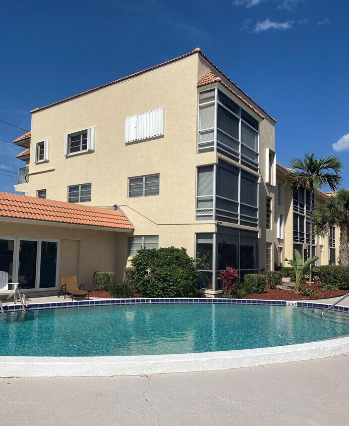 Foto principal - 331 SW 8th St