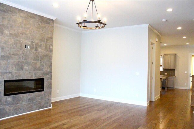 Foto del edificio - 613 Harrington Hills