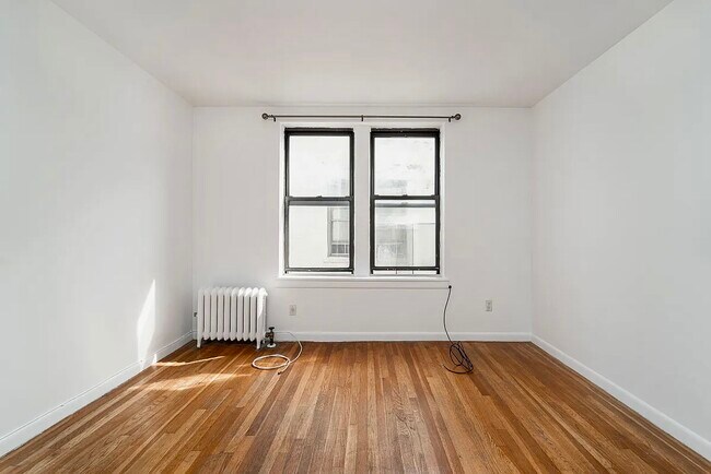 Foto del edificio - 2139 28th St