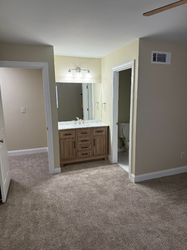 Foto del edificio - 13 Citadel Dr