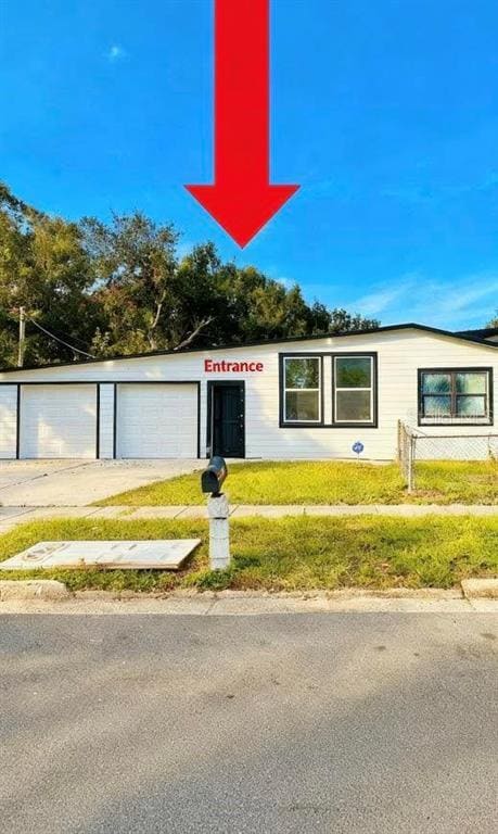 Building Photo - 2352 Old Dixie Hwy