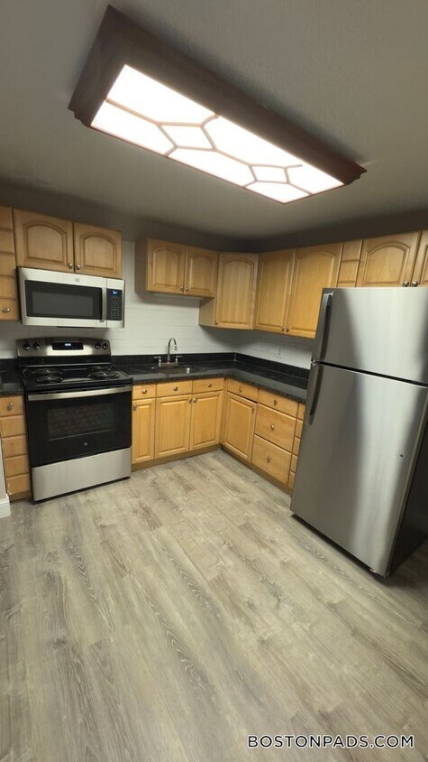 Foto del edificio - 24 Ridgewood Ln