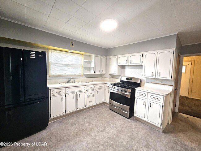 Foto del edificio - 92 Diamond Ave