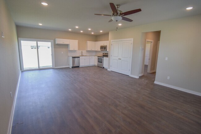 Foto del edificio - Gorgeous  3 Bed 2 Bath Home in Farmington!