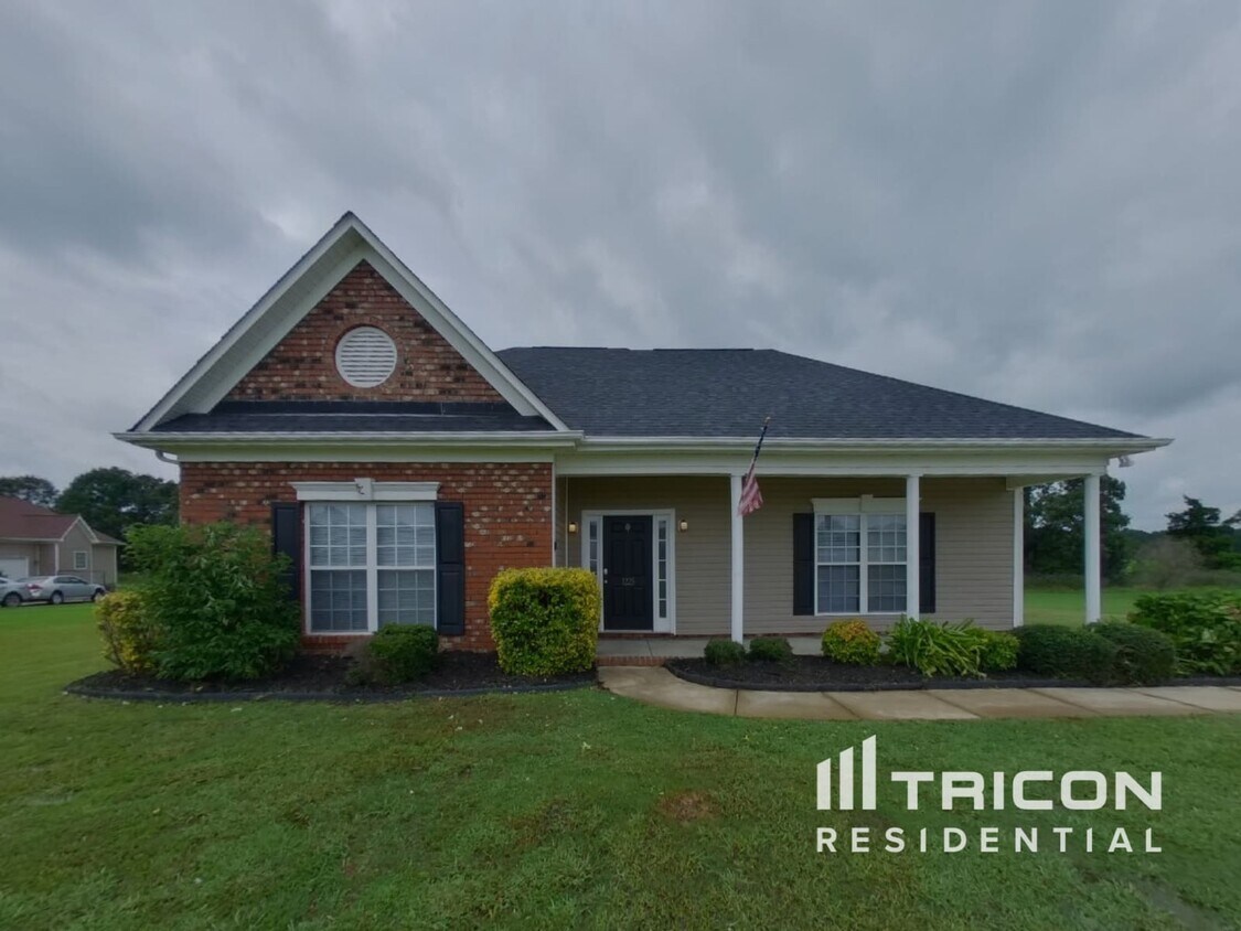 Foto principal - 1225 Sam Cox Ln