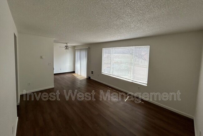 Foto del edificio - 2737 H Street