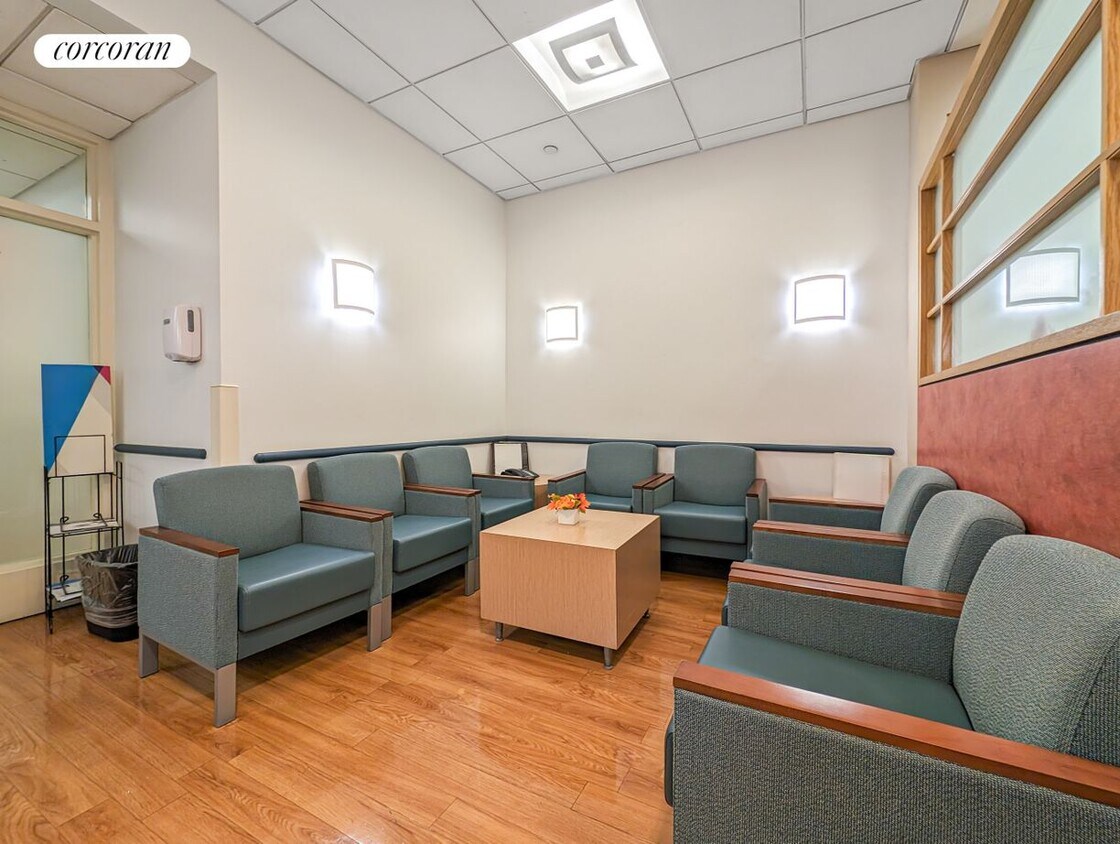 Building Photo - 780 8th Ave