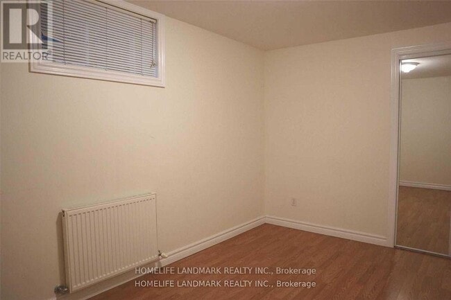 Building Photo - 969 Avenue Rd