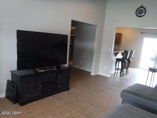Foto del edificio - 5054 Raintree Cir