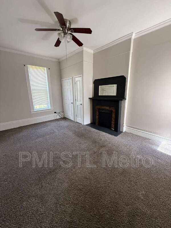 Building Photo - 4037-4039-4039 Enright Ave