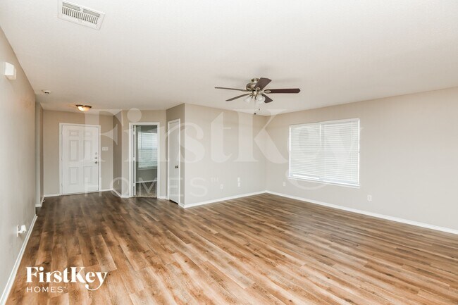 Foto del edificio - 920 Dove Meadows Dr