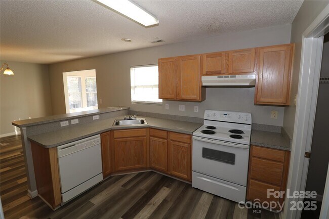 Building Photo - 1001 Boulder Dr