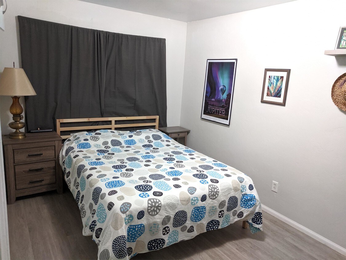 Foto principal - 4949 Cape May Ave