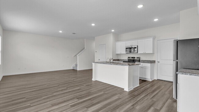 Foto del edificio - Move-In Ready 3BR Home with Loft & Community Amenities