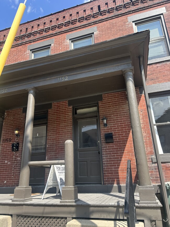 Building Photo - 1152 Jaeger St