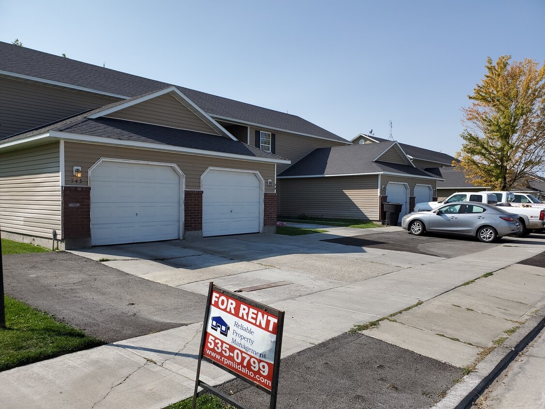 545 Caribou St Unit C, Rigby, ID 83442 Apartments in Rigby, ID