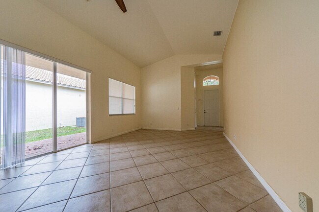 Foto del edificio - 5717 Spanish River Rd