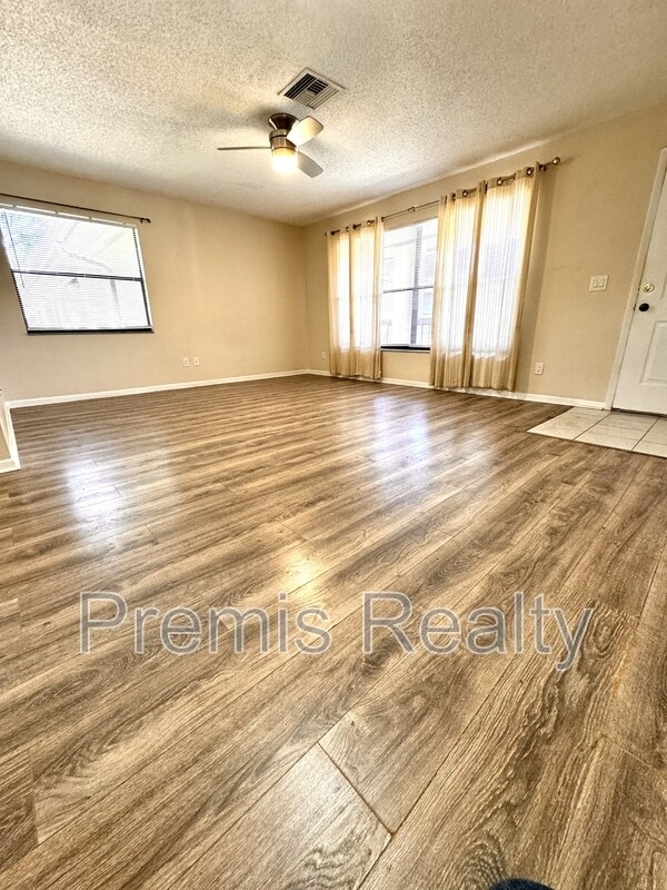 Foto del edificio - 112 Hammock Pine Blvd