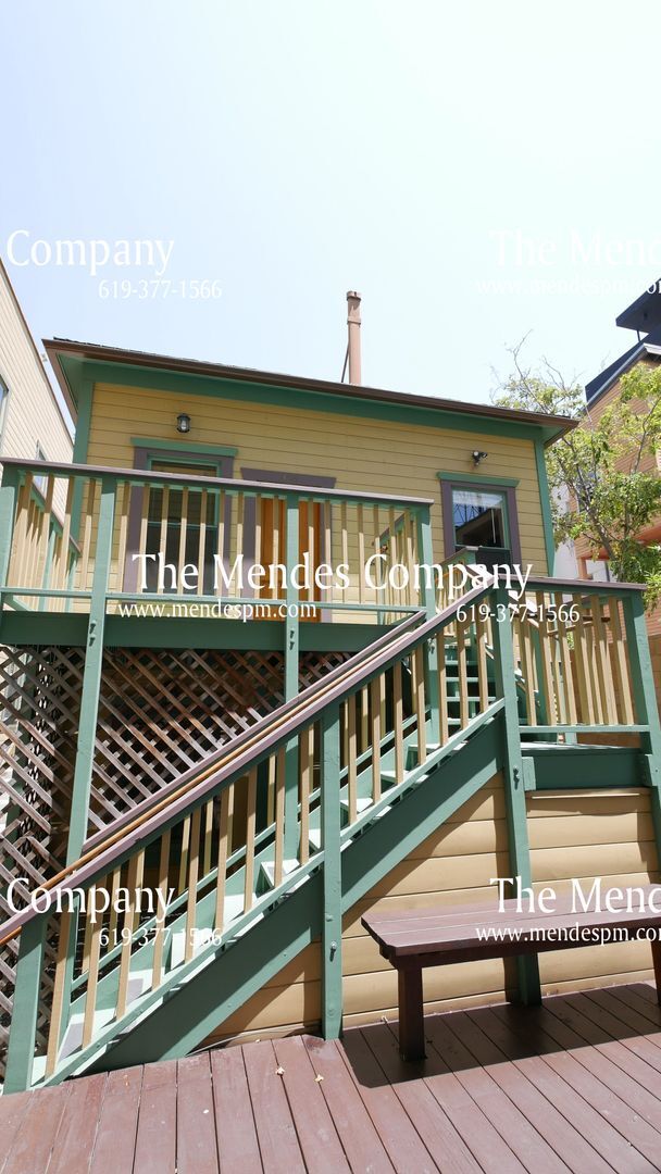 Foto del edificio - Ultra Hip 1bd/1bth Apartment Home w/Deck i...