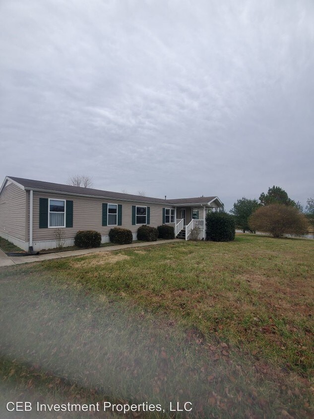 Primary Photo - 3 br, 2 bath House - 766 Westbrook