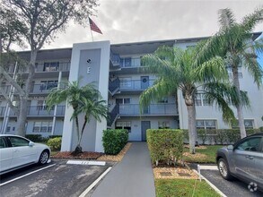 Building Photo - 300 SW 134th Way