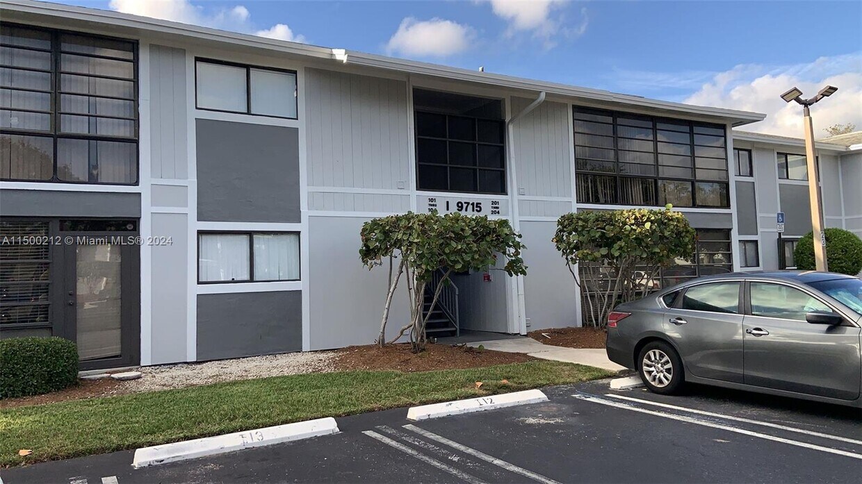 9715 Hammocks Blvd Unit 202, Miami, FL 33196 Condo for Rent in Miami