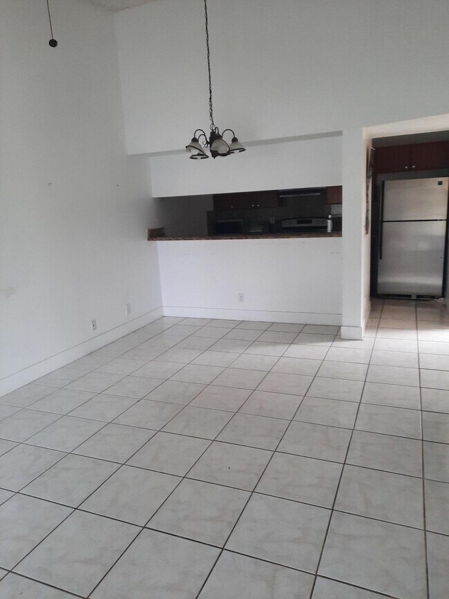 Building Photo - 11592 NW 43rd Ct