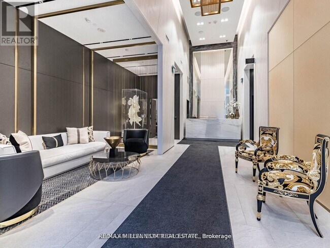 Building Photo - 319 Jarvis St