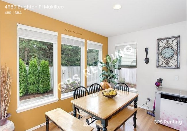 Photo - 4980 Brighton Pl House