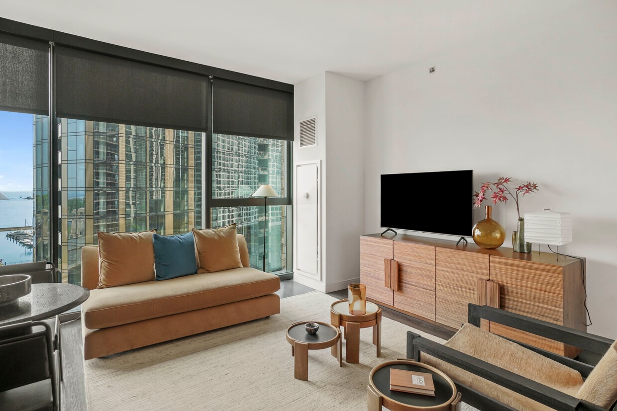 Photo - 461 E Waterside Dr (Chicago, IL)