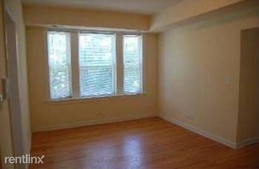 Building Photo - 3601 W Le Moyne St