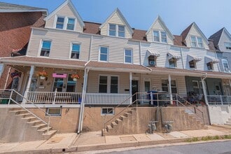 Building Photo - 621 Limestone St