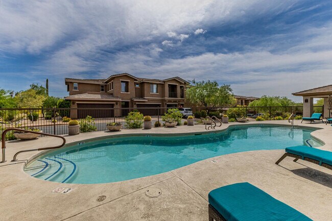 Foto del edificio - 10260 E White Feather Ln