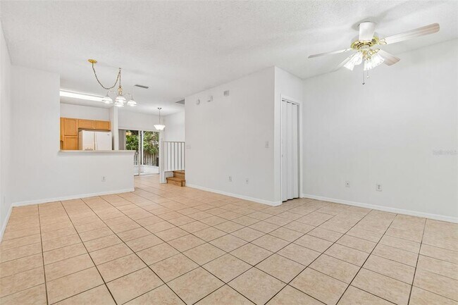Foto del edificio - 6245 Osprey Lake Cir