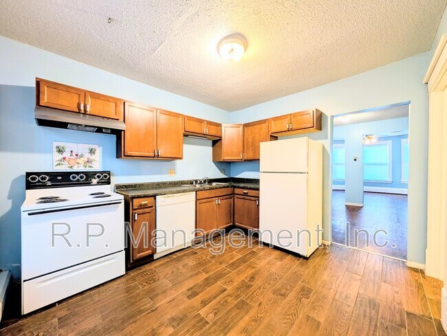 Foto del edificio - 61 Delos St W