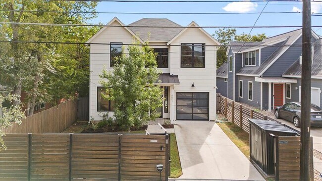 Foto del edificio - 4201 Clawson Rd