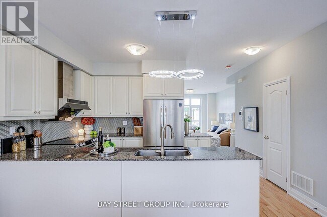 Building Photo - 6 Teasel Way