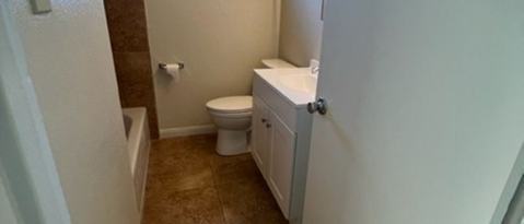 Foto del edificio - 1220 W Kamala St