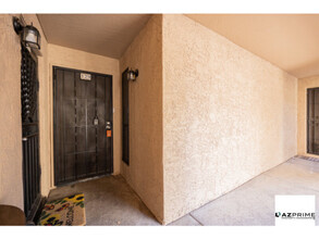 Building Photo - 3131 W Cochise Dr