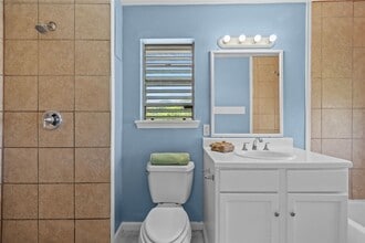 Building Photo - 7316 Overton St