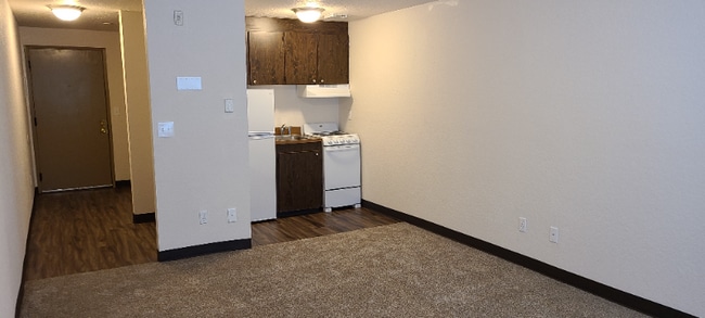 Photo - 1625 Kent Des Moines Rd Apartment