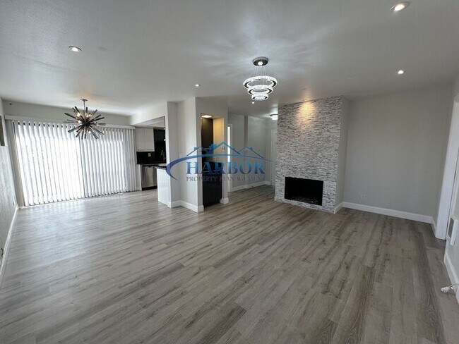 Foto del edificio - 1166 W 22nd St