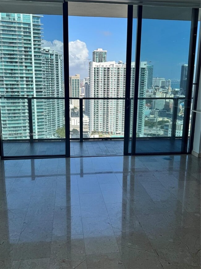Foto del edificio - 88 SW 7th St
