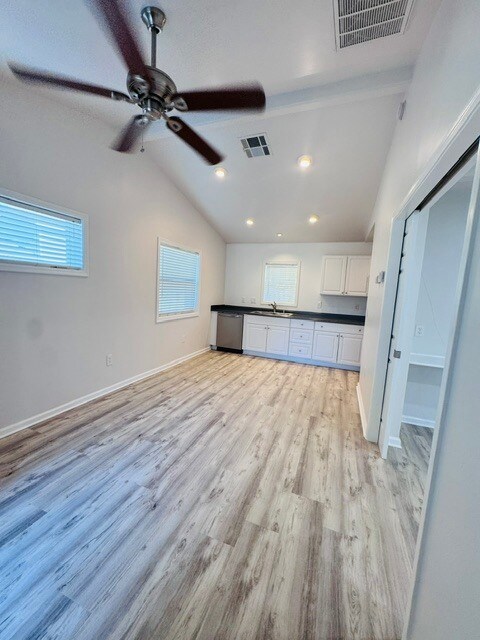 Building Photo - 4711 Pepper Ln