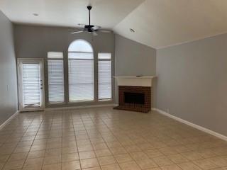 Building Photo - 4000 Double Oak Dr