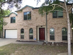 Building Photo - 2308 Darwin Cir