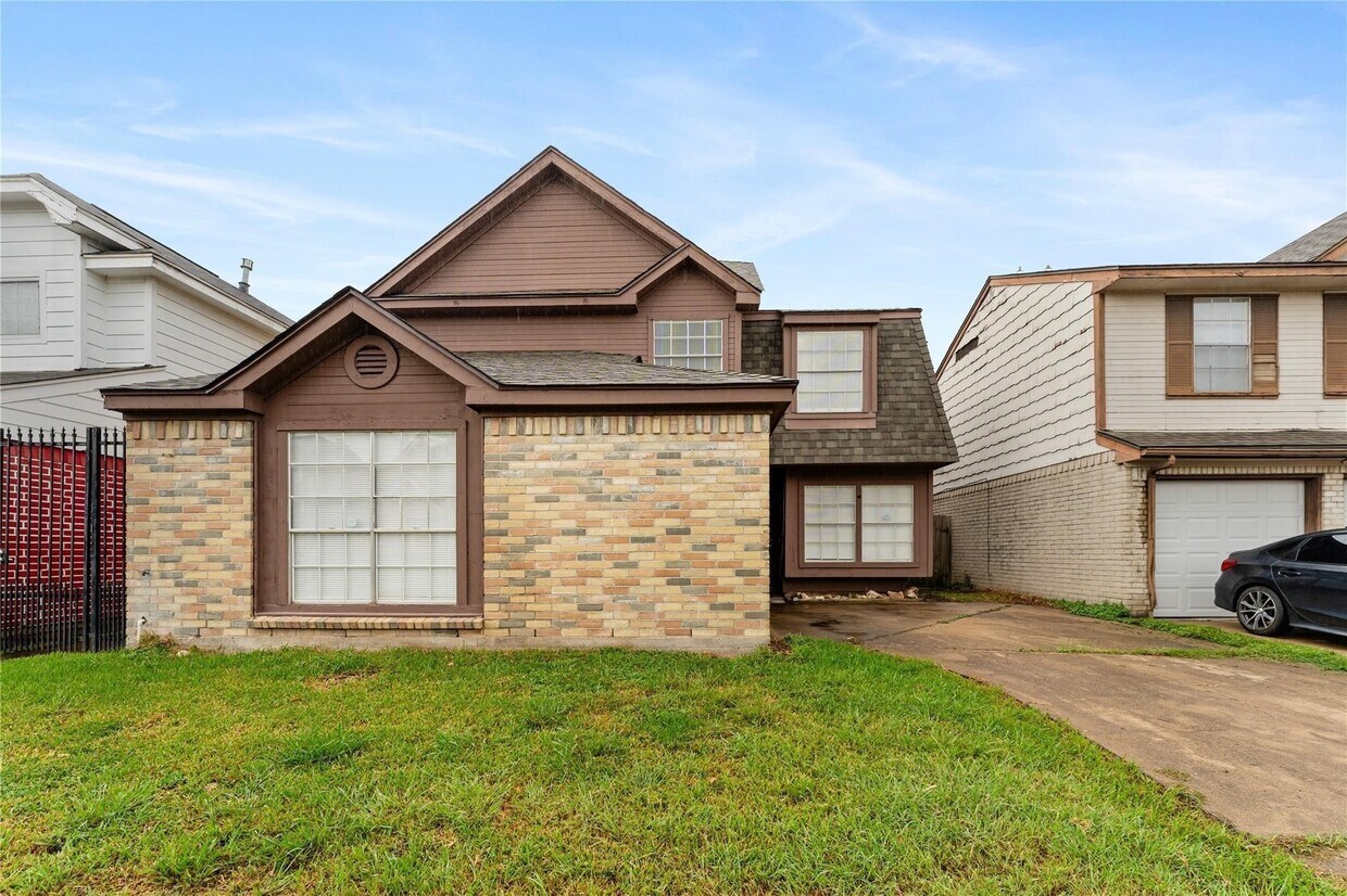 Foto principal - 6422 Chatham Island Ln