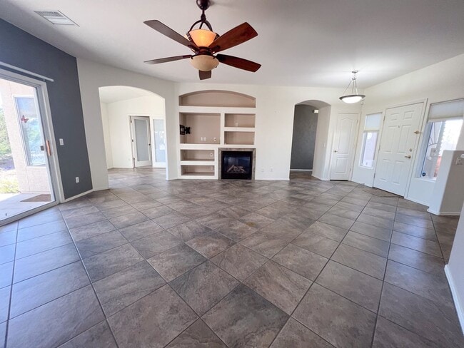 Building Photo - HOUSE - CORNVILLE/COTTONWOOD -GYM/POOL- VERDE SANTA FE