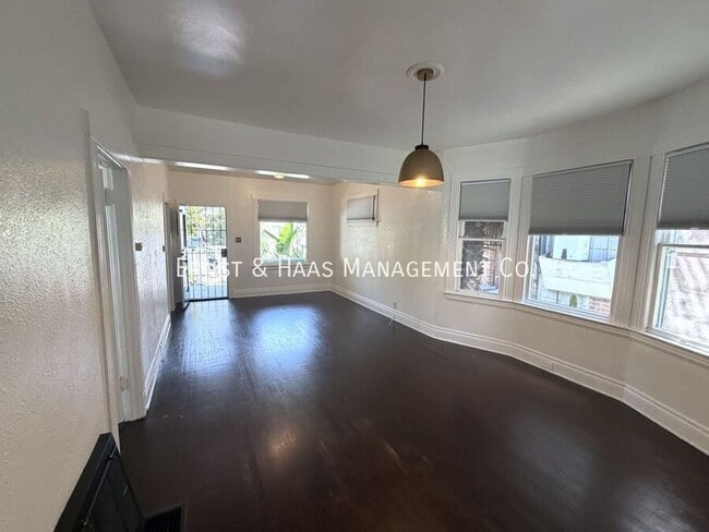 Foto del edificio - 209 Linden Ave